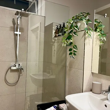 Crystal Self-check-in *