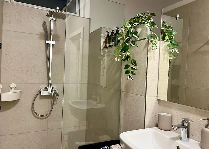 Crystal Self-check-in *