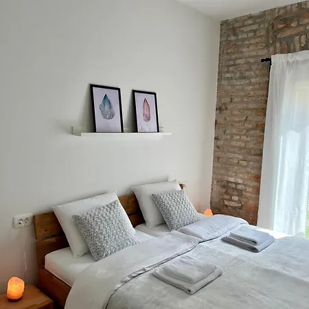 Crystal Self-check-in Apartamento *